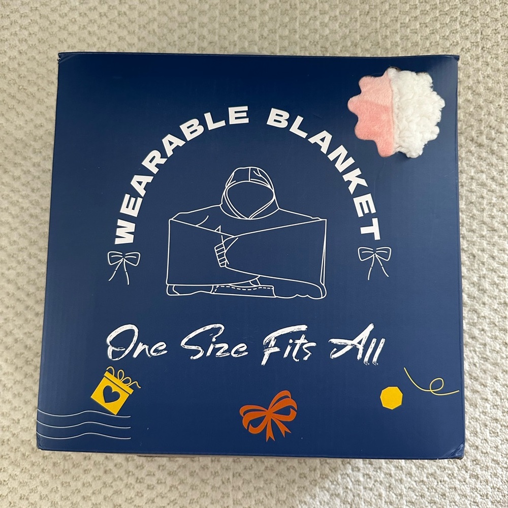 Amazon Wearable Blanket - Pink